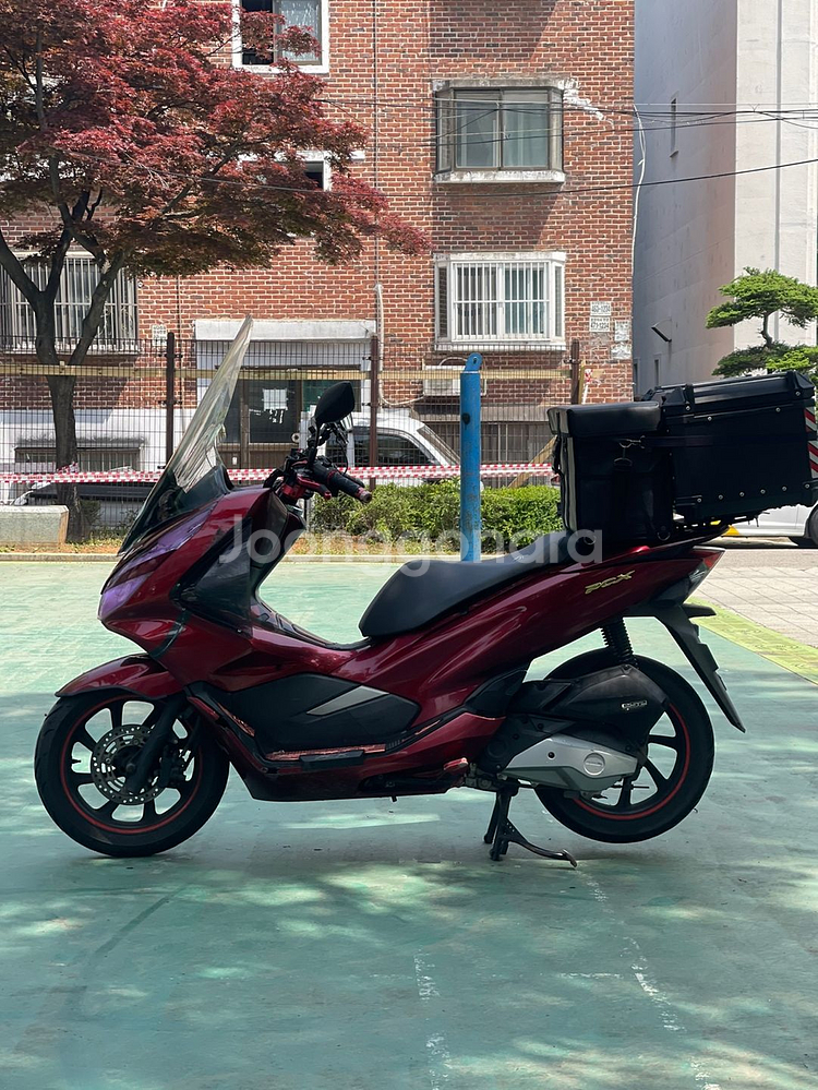 pcx125 요시무라구변 20년식 저렴하게 판매합니다--4