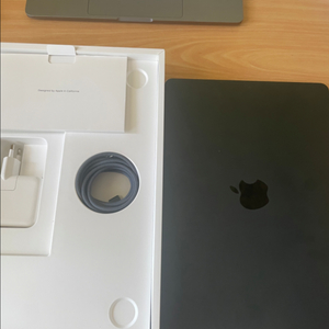 [급처]맥북에어 m2 미드나이트 16gb 512gb