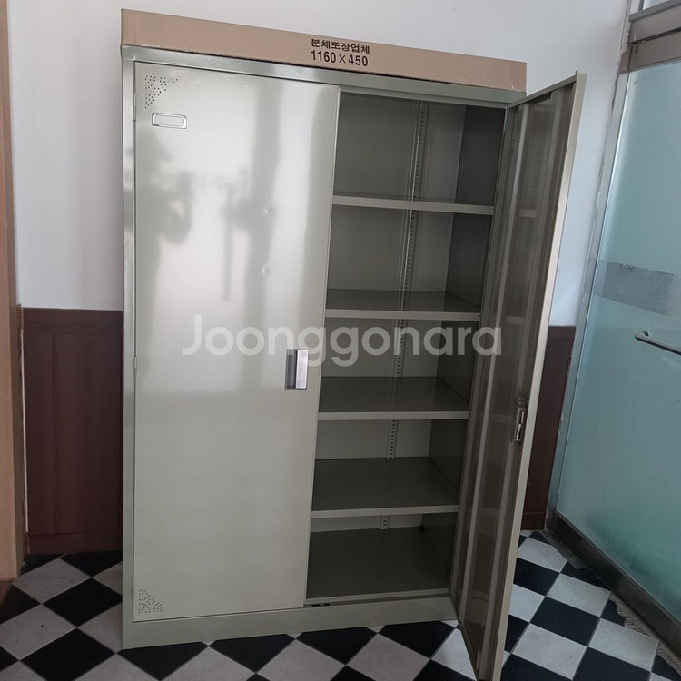 파티션,책상,의자,원탁,접이식탁자,철재캐비넷,철재옷장--8