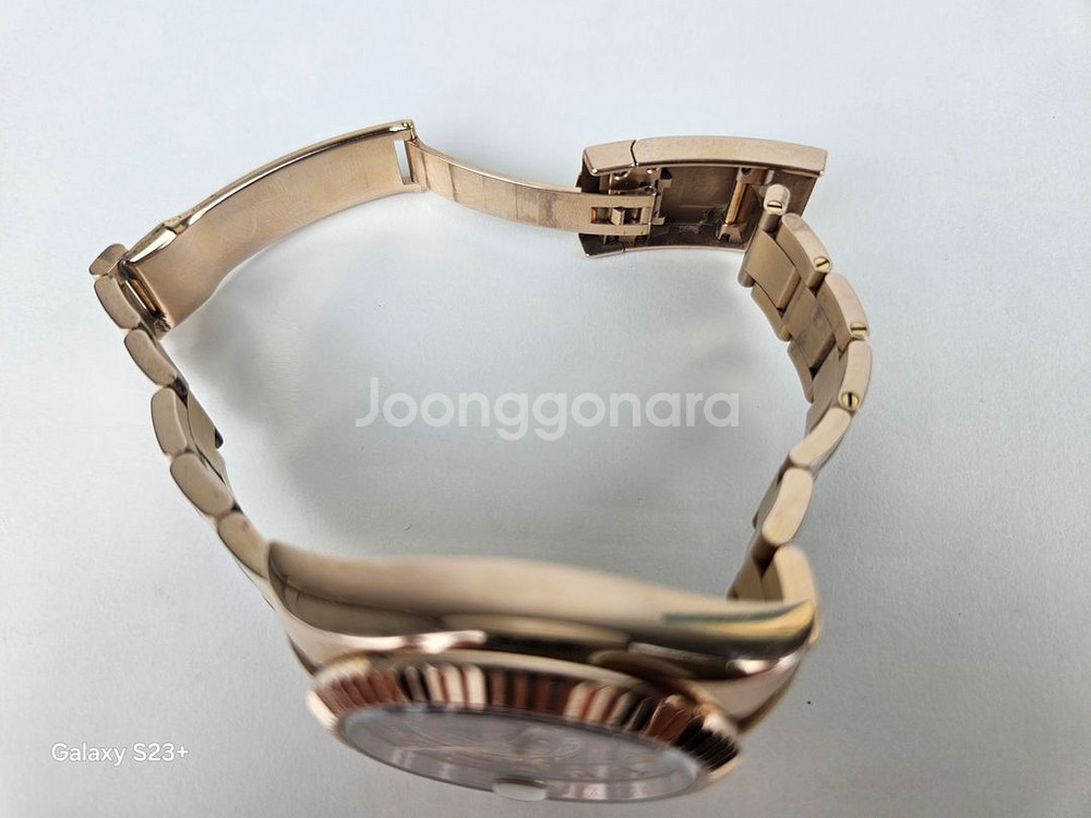 ROLEX 스카이 드웰러 금통시계--4