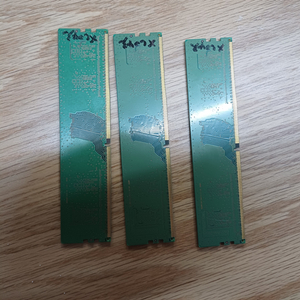삼성 DDR4 PC4-21300 4GB 램 3개 팝니다