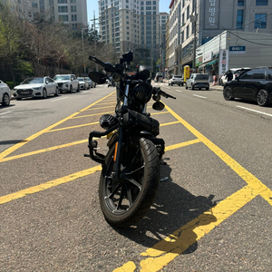 할리데이비슨 아이언883