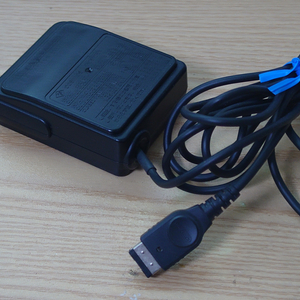 GBA SP/구DS 110v 정품충전기