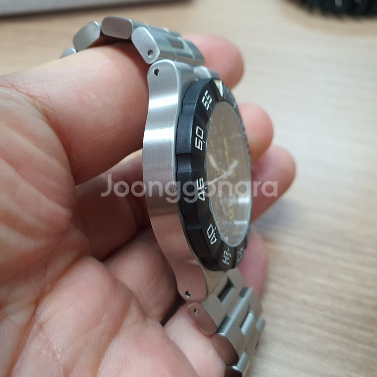 빅토리녹스 VICTORINOX 크로노 메탈 시계--2