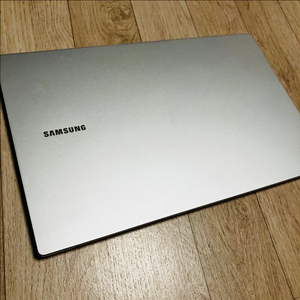 갤럭시북2 프로(NT950XEE)