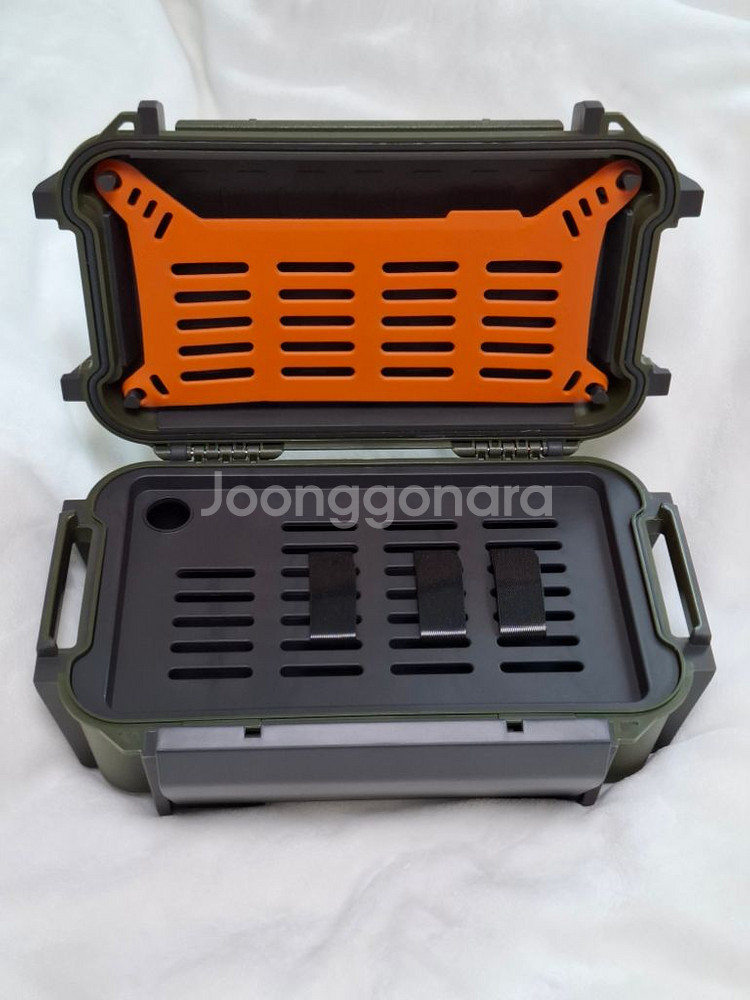 펠리칸 R60 럭케이스 그린--1