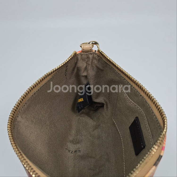 펜디 주카 포쉐트 체인 파우치백--8