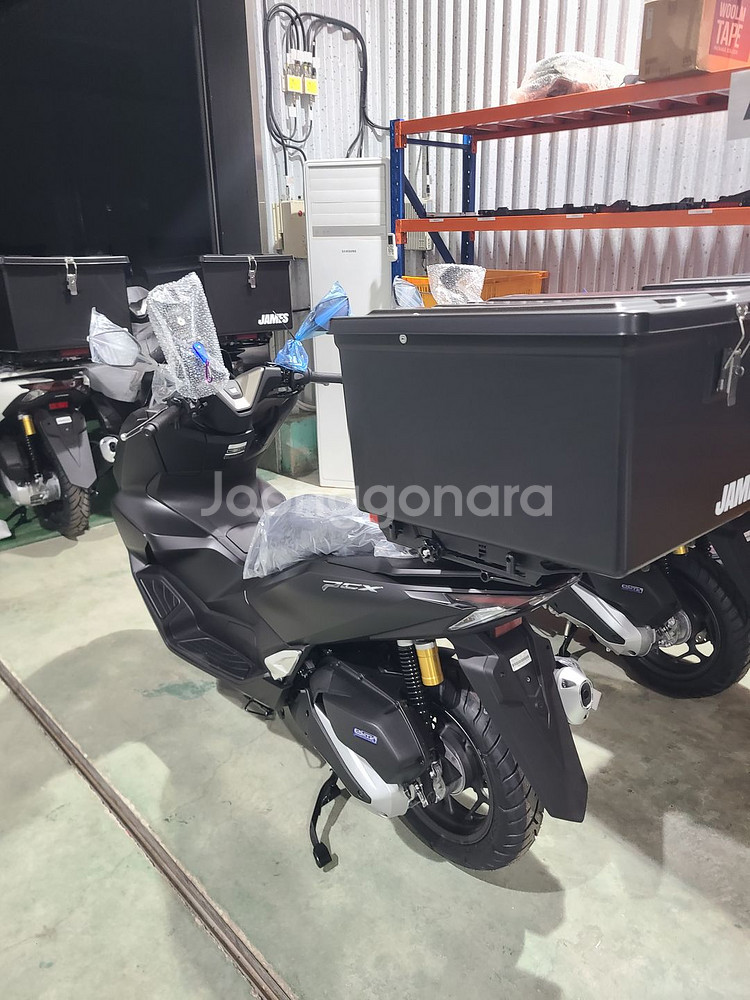 혼다 PCX125 25년식 배달 오토바이 스쿠터--1