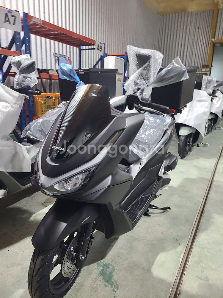 혼다 PCX125 25년식 배달 오토바이 스쿠터--2