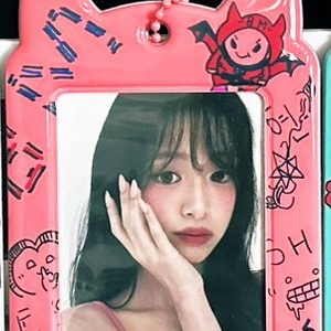 베이비몬스터 아현 포카홀더