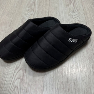수부 퍼머넌트 패딩 슬리퍼 블랙 1사이즈