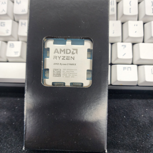 amd 9600x 새제품입니다.