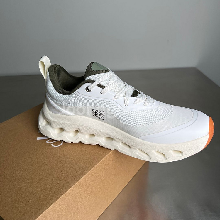 Loewe Sports shoes--9