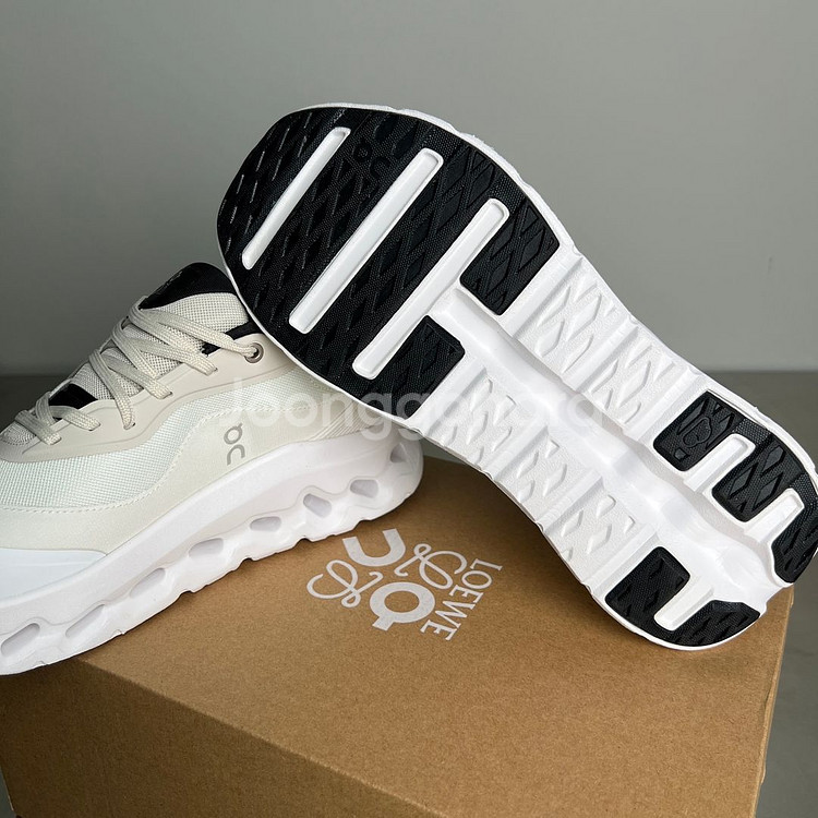 Loewe Sports shoes--4