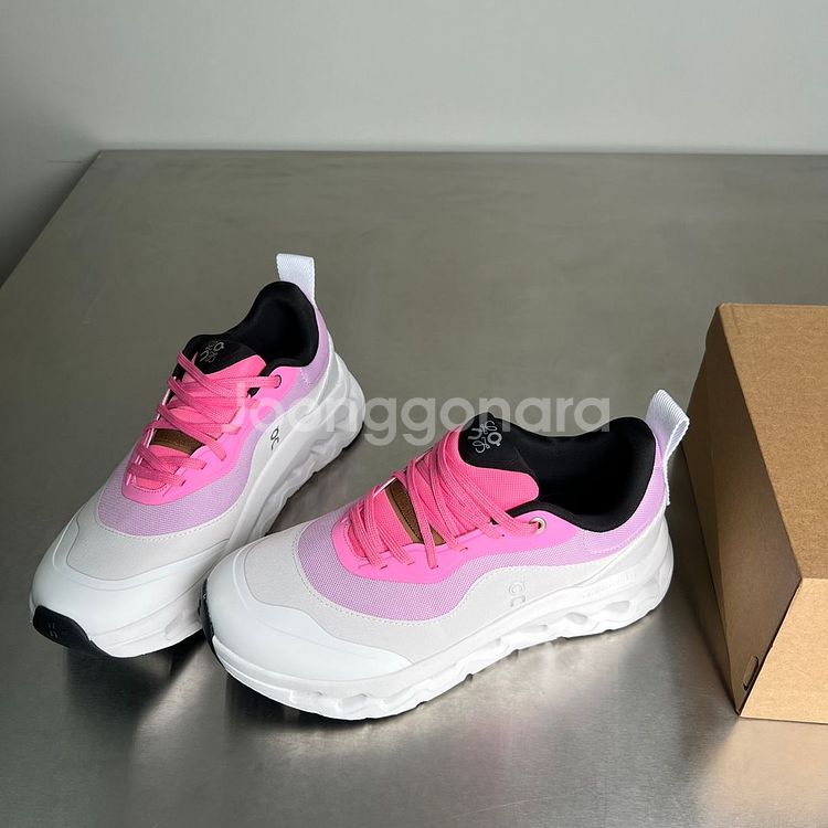 Loewe Sports shoes--1