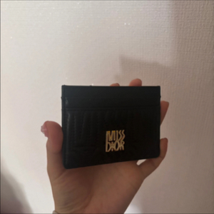상태최상 미스디올 카드지갑