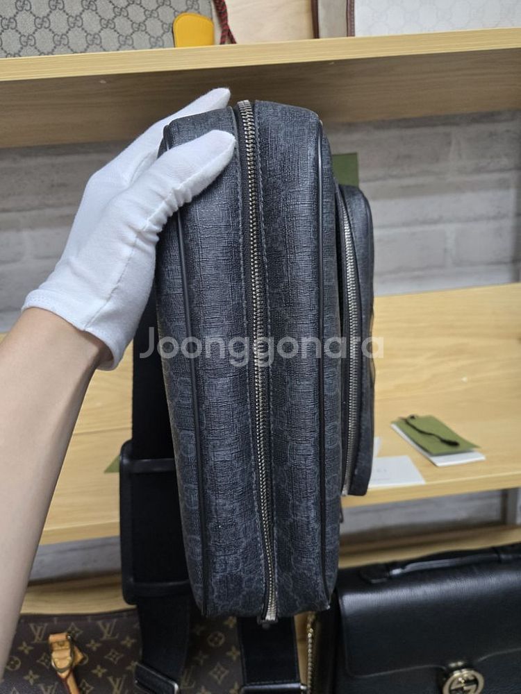 [정품]구찌 수프림 메신저백--5