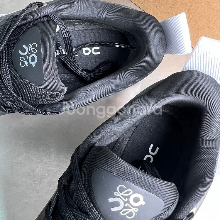 Loewe Sports shoes--8