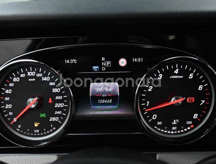 *17년 E-클래스 W213 E200 아방가르드*--1