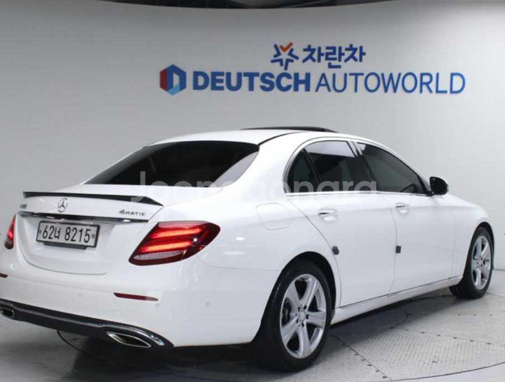 *17년 E-클래스 W213 E200 아방가르드*--5