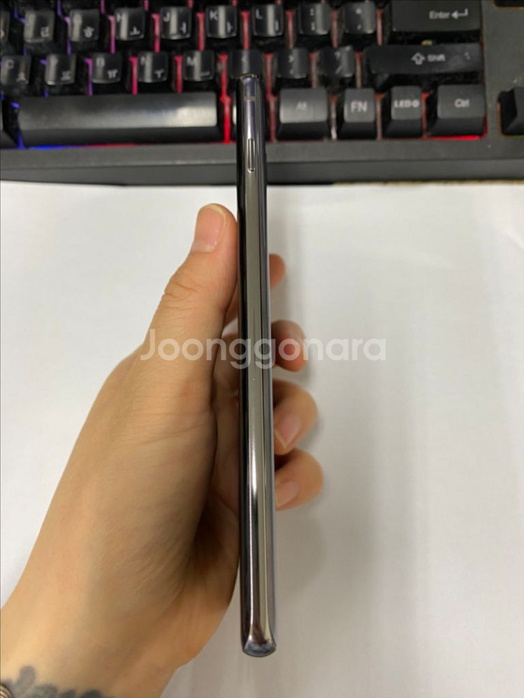 KT 갤럭시S10 LTE 블랙 외관깨끗 128G무잔상급--6