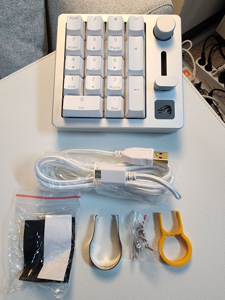 글로리어스 넘버패드 보조 키보드GMMK NUMPAD--7