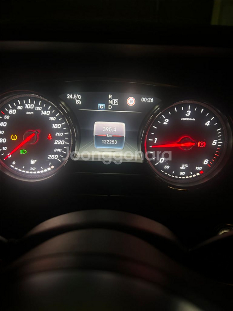 2019w213 e220d쿠페12만2천 귀한 브라운시트--9