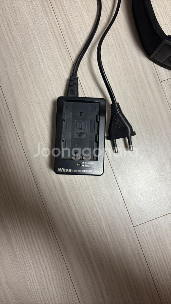 니콘 D50팝니다--3