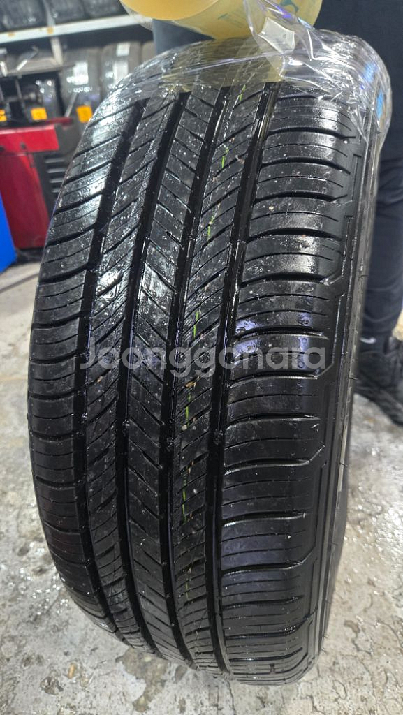 금호타이어 HP71 235 60R 17--4