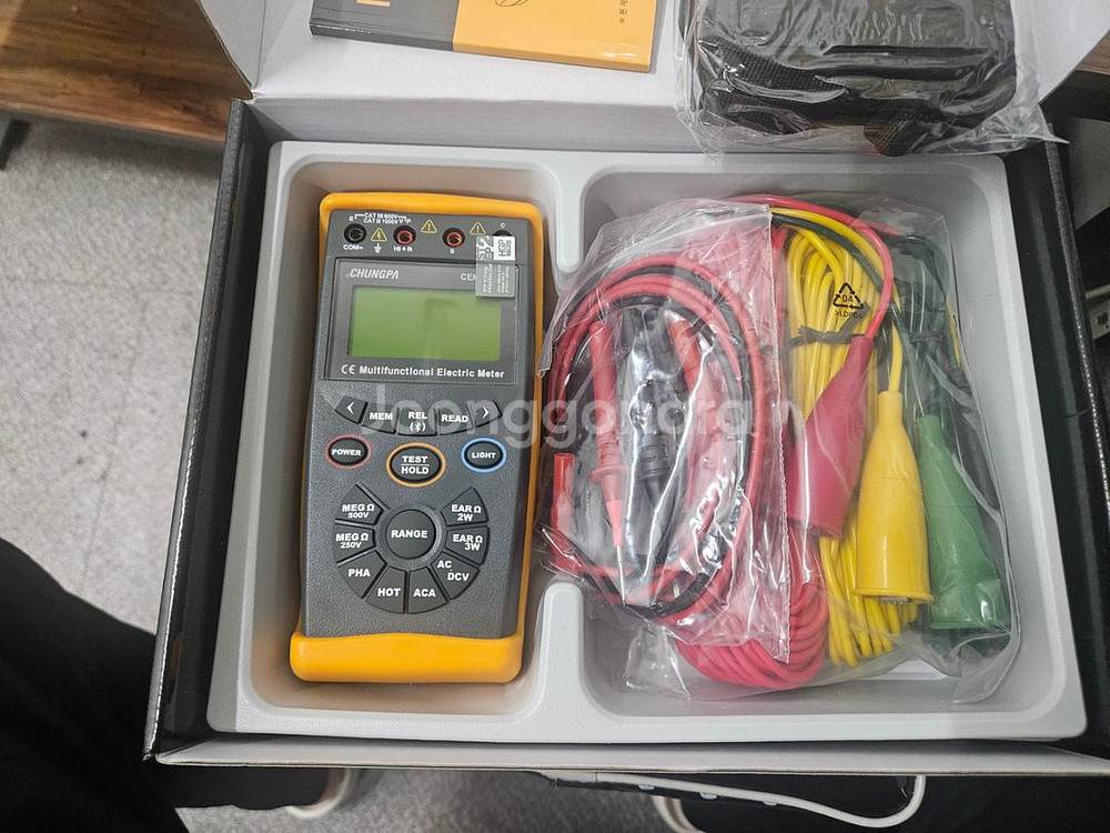 디지털 다기능 계측기 CEM-2300--2