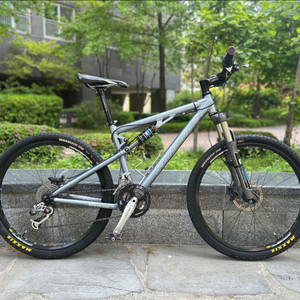 산타크루즈 풀샥 자전거 Santa Cruz BlurLT