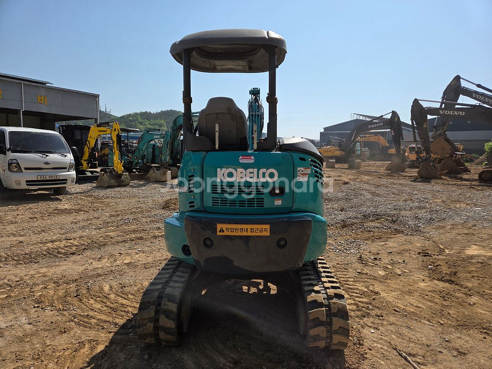 035 중고굴삭기 코벨코 SK35 2020년식--6