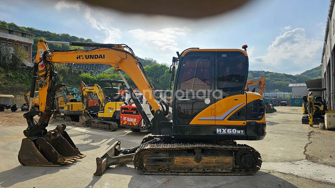 02급 중고굴삭기 현대 HX60 2017년 코집 버켓3--6
