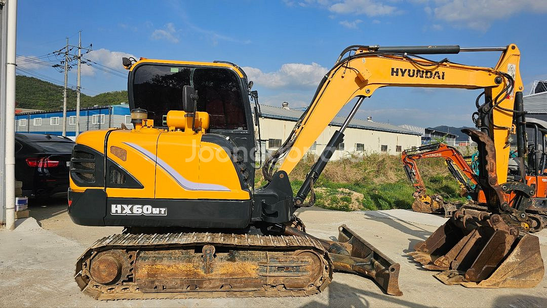 02급 중고굴삭기 현대 HX60 2017년 코집 버켓3--7