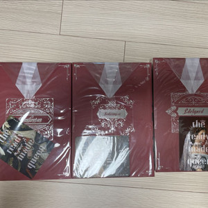 레디메이드 퀸 어도담 개인지 (엽서포함)