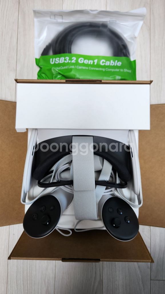 메타퀘스트3S VR 256GB 개봉만한 새제품--1