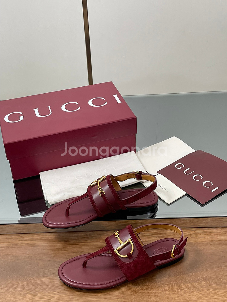 GUCCI 여성 홀스빗 클립온 샌들--2