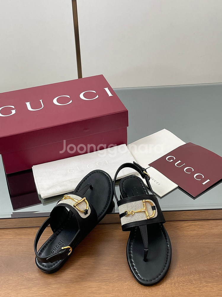 GUCCI 여성 홀스빗 클립온 샌들--5