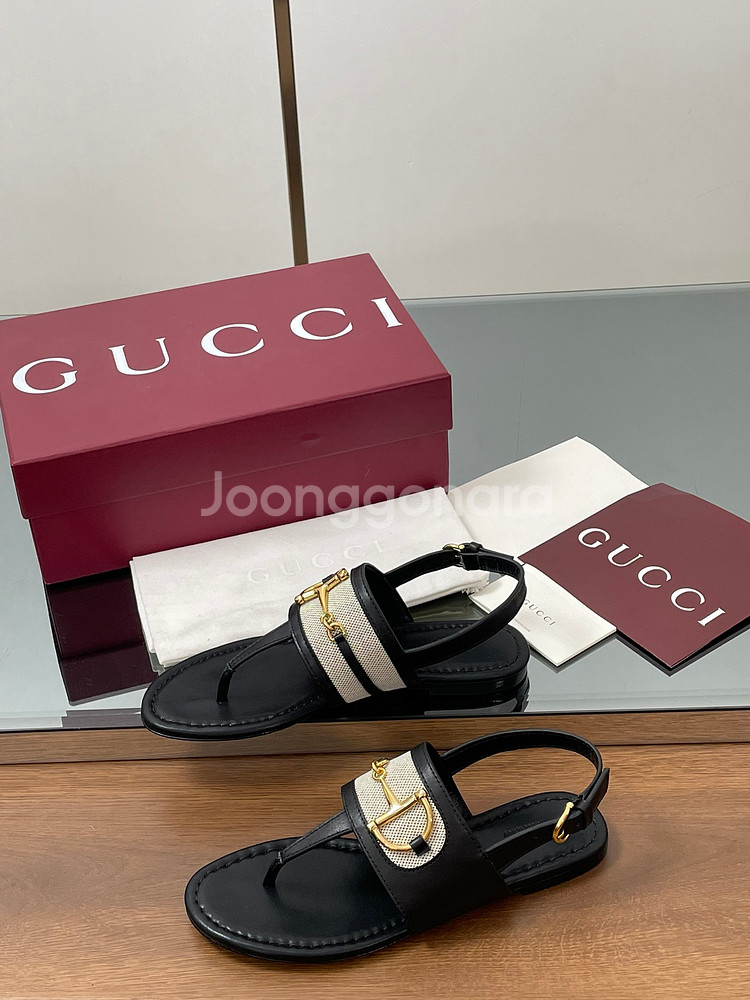 GUCCI 여성 홀스빗 클립온 샌들--3
