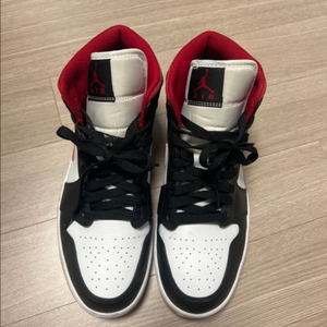 나이키 조던 1 미드 짐레드 블랙 화이트 270