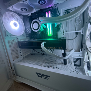 7800X3D 4070Ti 게이밍 완본체