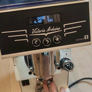 카페 그라인더 미토스원 2대 판매합니다.