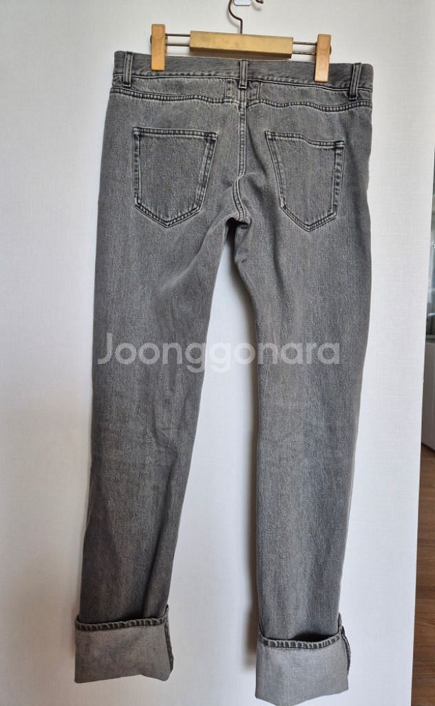 세인트 로랑 생로랑 그레이진--1