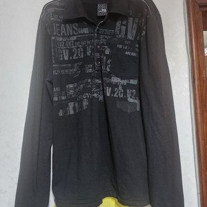 GV2 JEANS 105 XL 사이즈 팝니다.