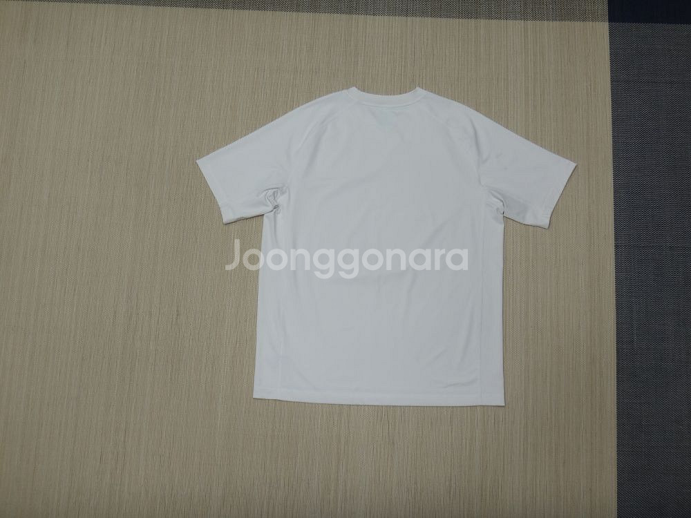 (105) 노스페이스 빅프린팅 라운드 반팔--1