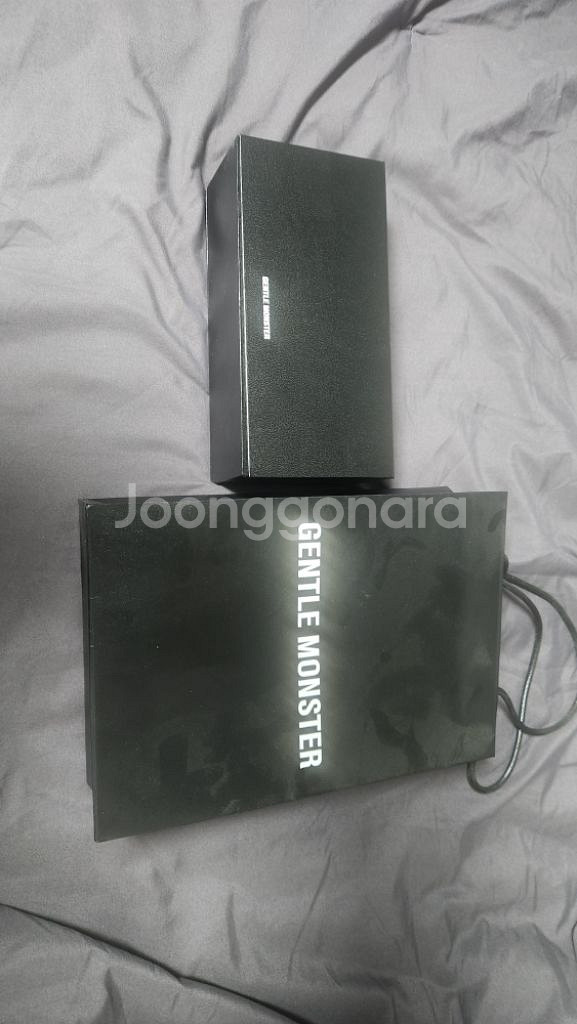 젠틀몬스터 선글라스 새상품 품번 랭01--1