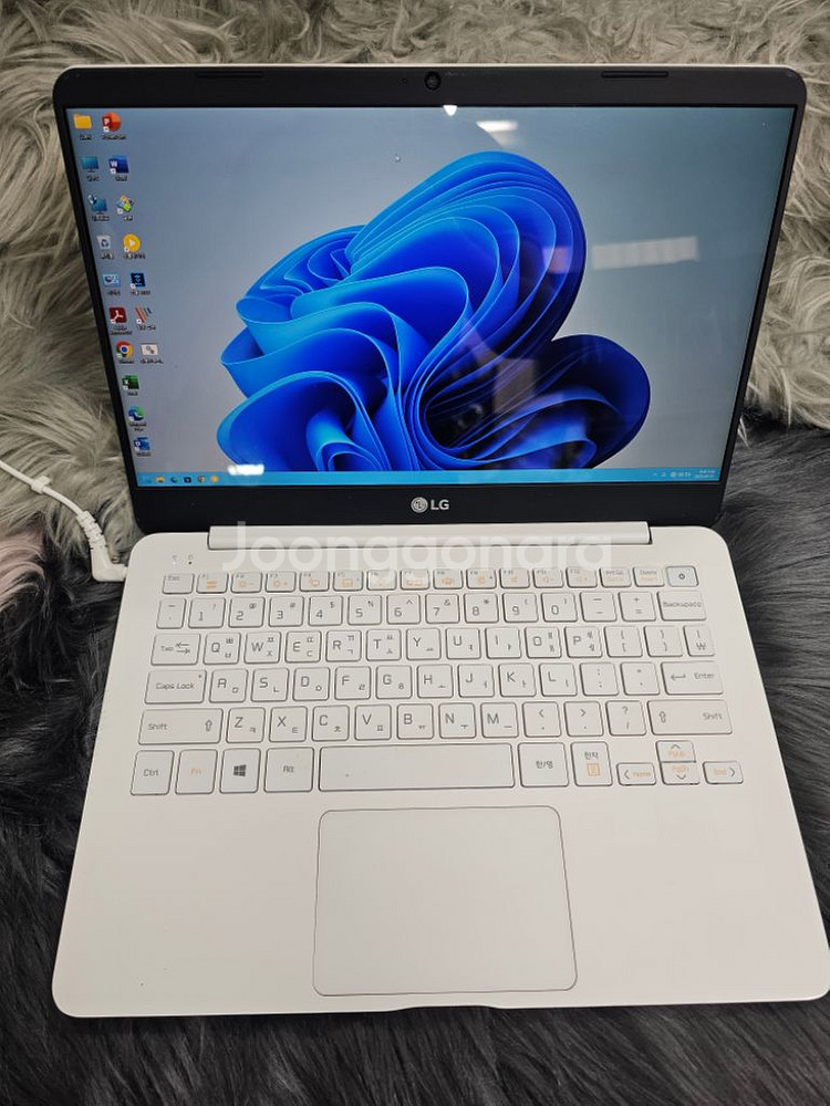 LG 그램 13Z950-MF5BL 13인치 i5 노트북--1