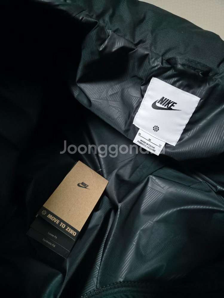 나이키 새상품 패딩 (FB7369-010)팝니다!--3