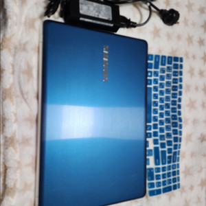 삼성노트북 NT500RSM. i5-7200U.