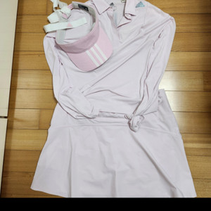 아디다스 여성 골프웨어 상,하의 세트(썬바이저포함)